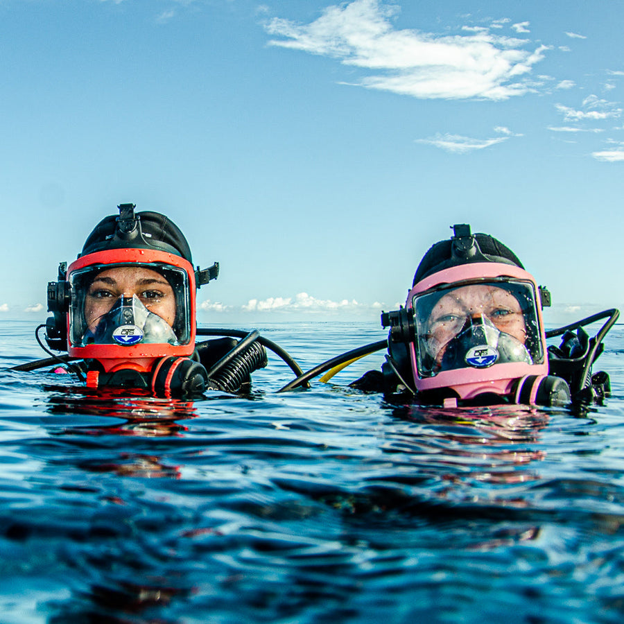 Image of two people snorkeling