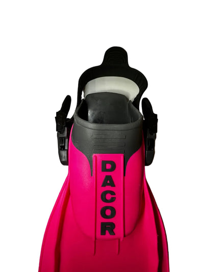Dacor Pursuit Dive Fins Pink
