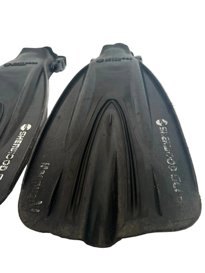 Sherwood Scuba Magnum V Dive Fins