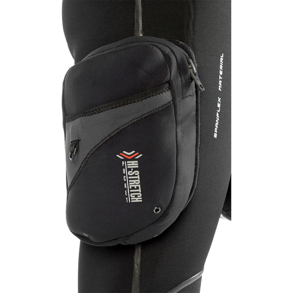 Black knee pad with 'Hi-Stretch'branding on a white background