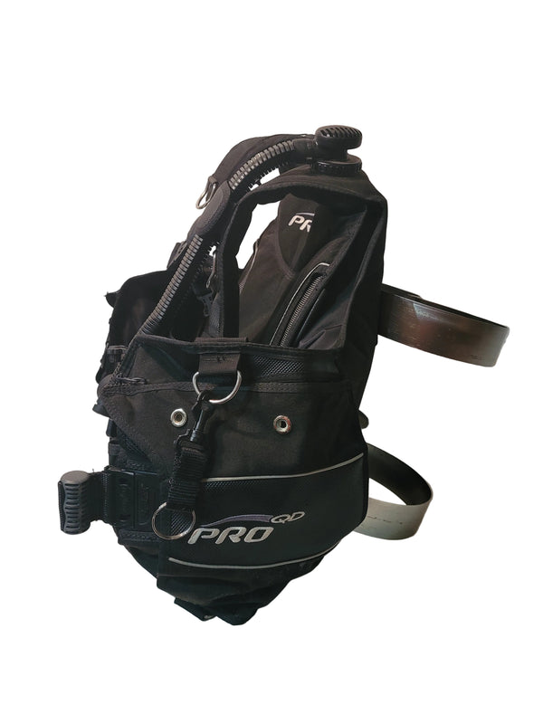 SeaQuest Pro QD BCD with Aluminum Tank Bands Attached