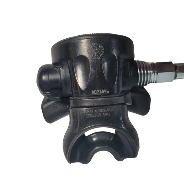 AquaLung Titan LX 1st and 2nd Stage Regulator 80"Hose