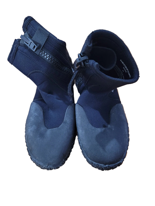 NeoSport 5mm Dive Boots