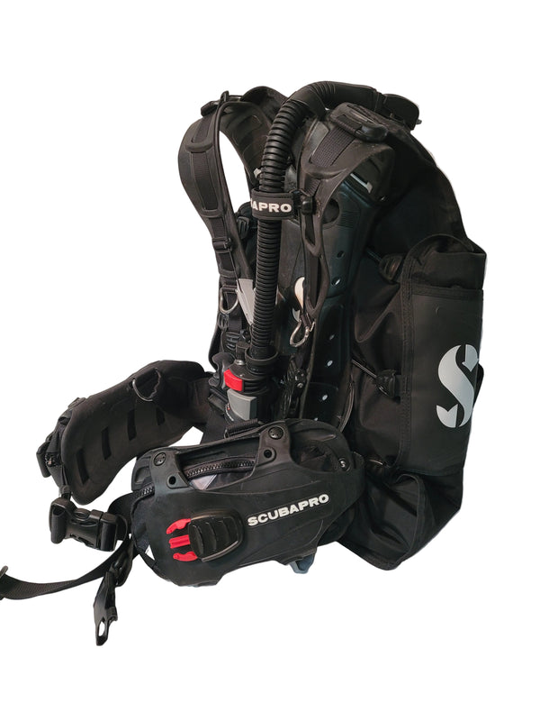 ScubaPro Hydros Pro BCD with Air 2