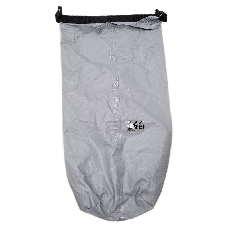 How to Pack a Dry Bag for a Kayaking or Paddleboarding Trip