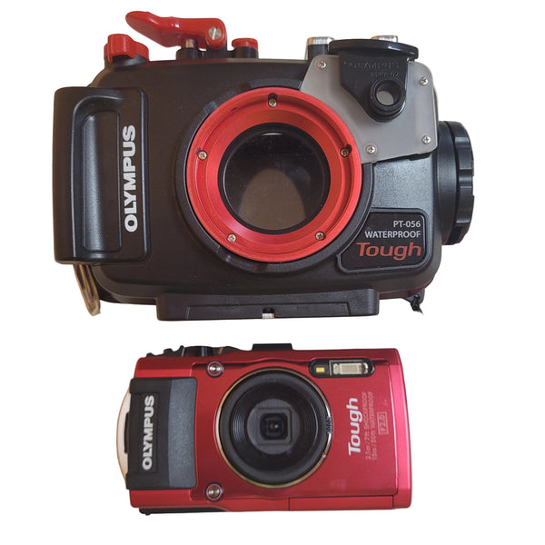 Olympus Tough TG-4 UW Camera &PT-056 Housing Bundle