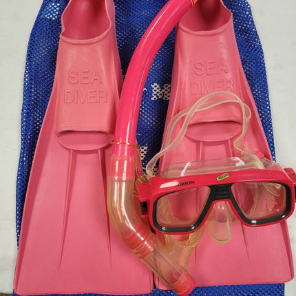 IST-Sea Diver Snorkeling Package "5-7" PINK or BLUE with Mesh Bag