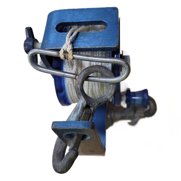 Dive Rite 100'Wreck Reel with Brass Clips