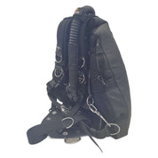The Dive Rite Nomad XT is a durable and modular sidemount buoyancy control device (BCD)