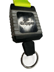 Innovative Scuba The Gripper Retractor with Carabiner 