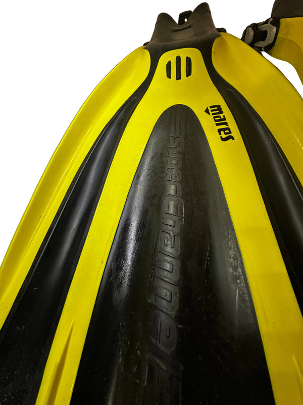 Mares Superchannel Dive Fins 