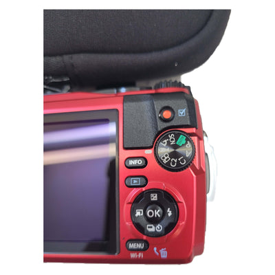 Olympus Tough TG-5 Underwater Camera plus Extras