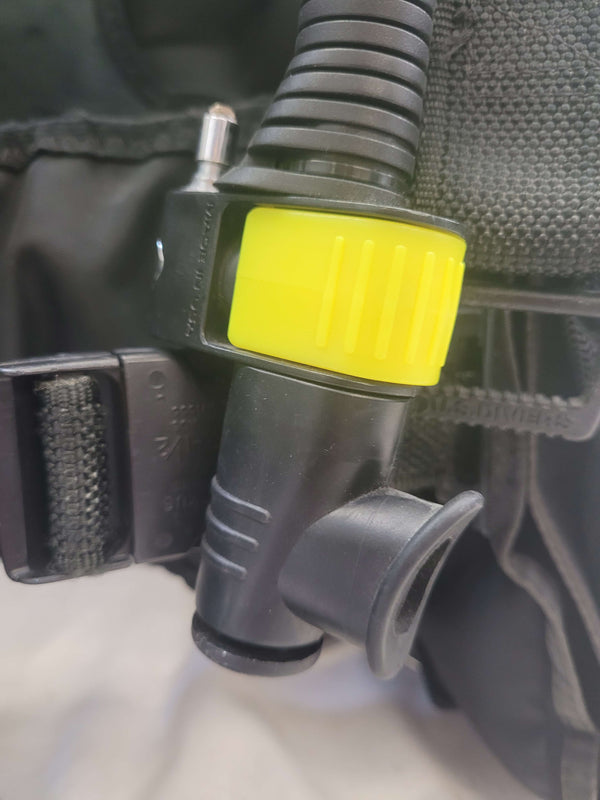 U.S. Divers Aqua Lung Cousteau BCD "M"