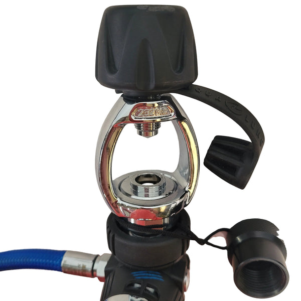 AquaLung Titan LX 1st and 2nd Stage Regulator 80"Hose