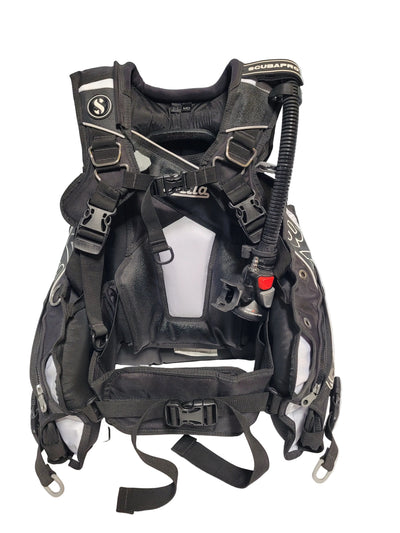 ScubaPro Bella BCD with Air 2