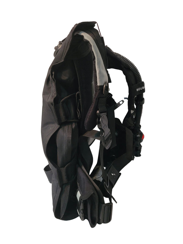 ScubaPro Lighthawk BCD with Air 2