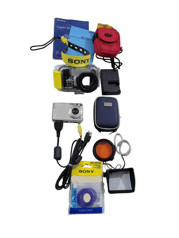 Sony Cybershot 12.1 MP w Marine Pack 40m Undewrater Camera Package
