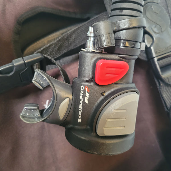 ScubaPro Knighthawk BCD with Air 2