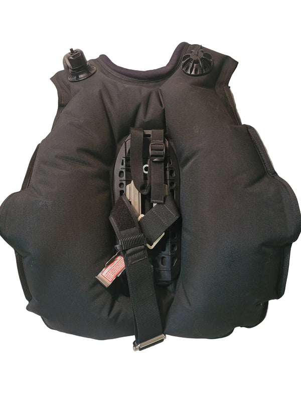ScubaPro Knighthawk BCD w/ Air 2