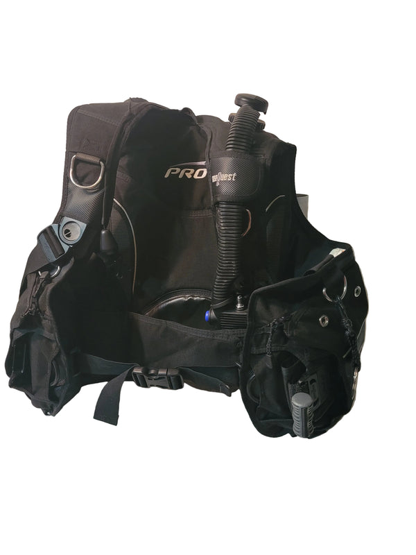 SeaQuest Pro QD BCD with Aluminum Tank Bands Attached
