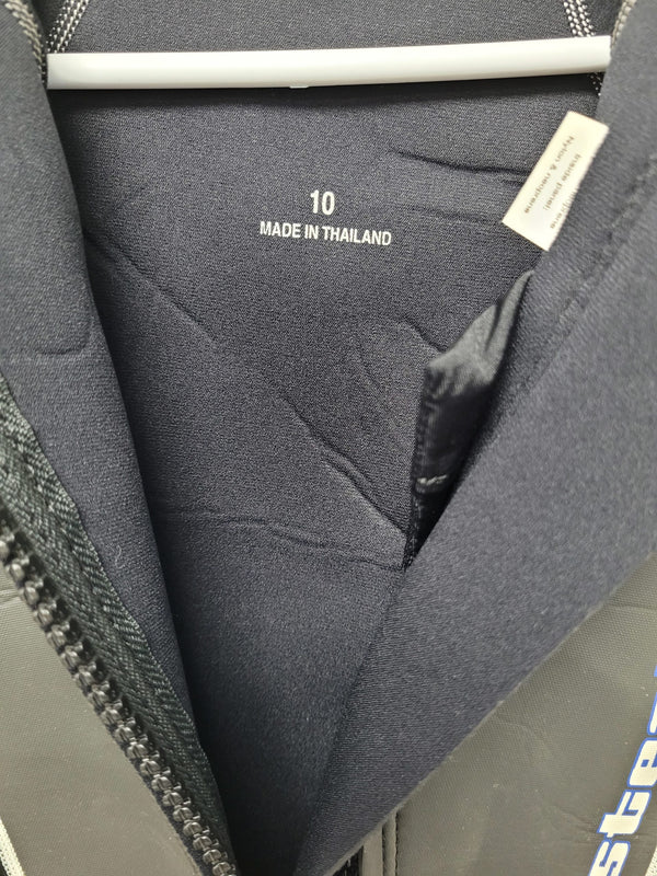 Realm Stealth Shorty 3mm Wetsuit Junior "10"